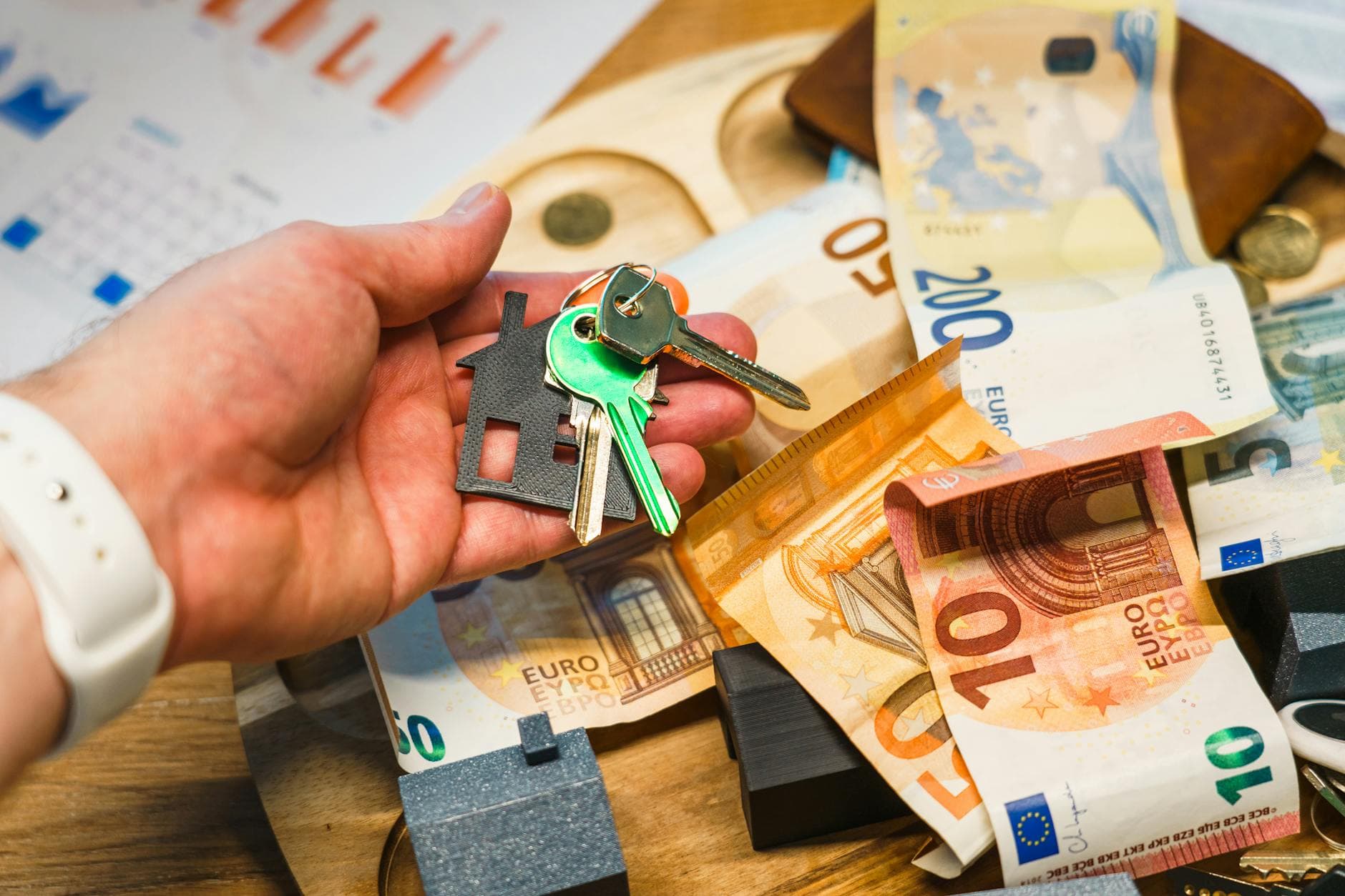 The Cash Reserve Strategy That Keeps You Alive