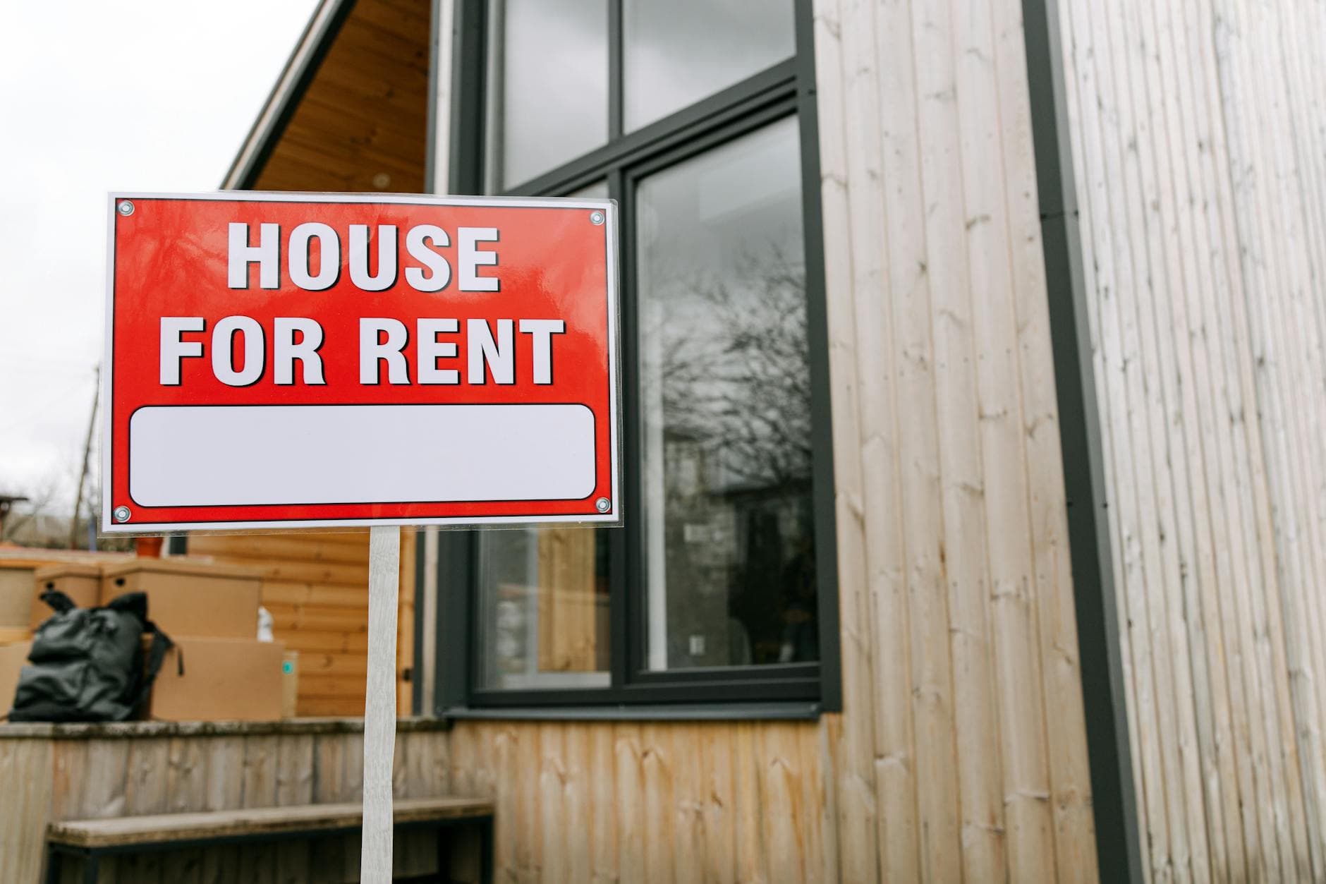 Market Rent vs Contract Rent: The Upside Operators Underwrite